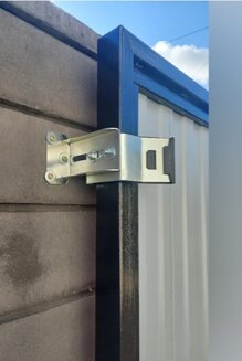 Комплект усиленных кронштейнов (2шт) для верхней и нижней ловушки 4 мм Home Gate